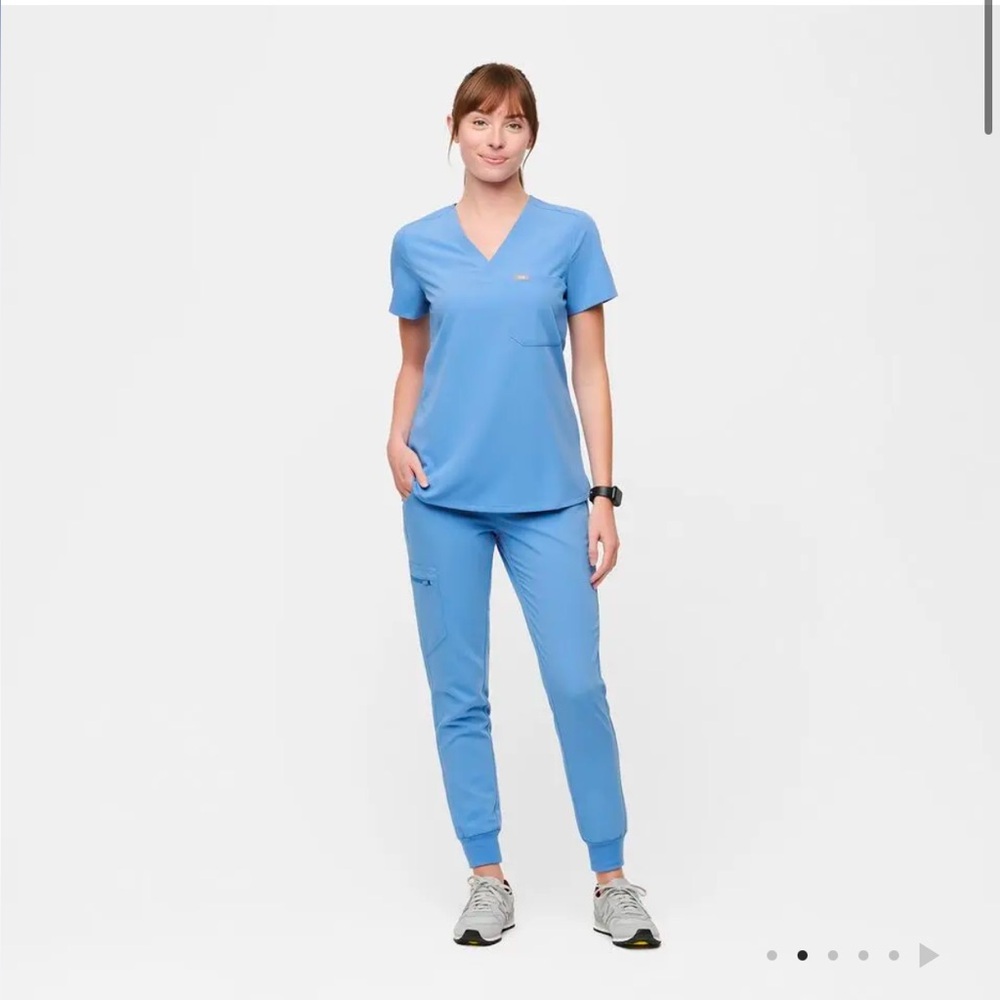 FIGS ceil blue scrub set